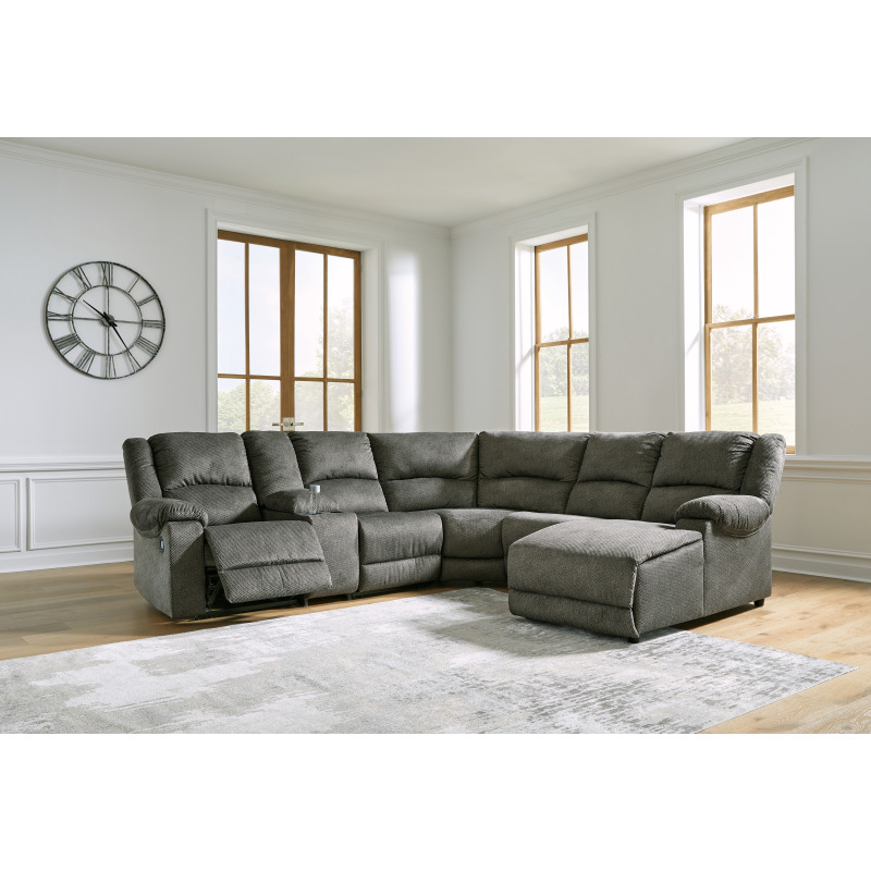 Benlocke 6Piece Reclining Sectional with Chaise 30402S11 by Signature