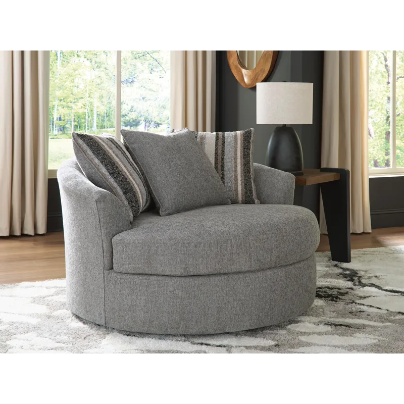 Creston Heights Oversized Swivel Accent Chair