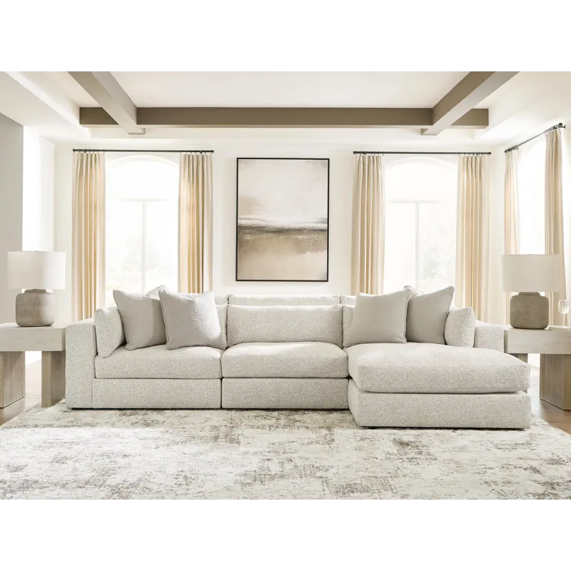 Stonecroft Manor 3-Piece Sectional with Chaise