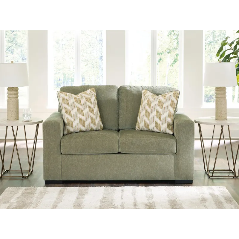 Bridgepoint Loveseat