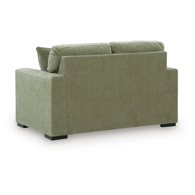 Bridgepoint Loveseat