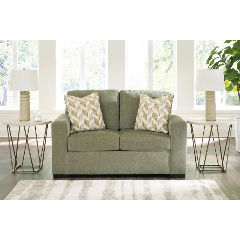 Bridgepoint Loveseat