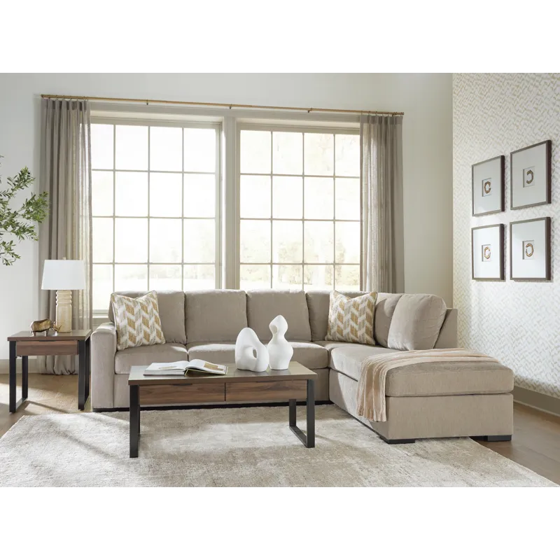 Bridgepoint 2-Piece Sectional with Chaise