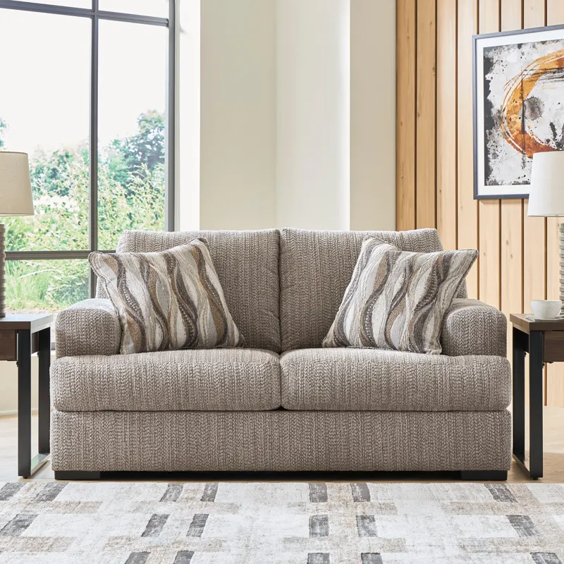 Lofwood Loveseat