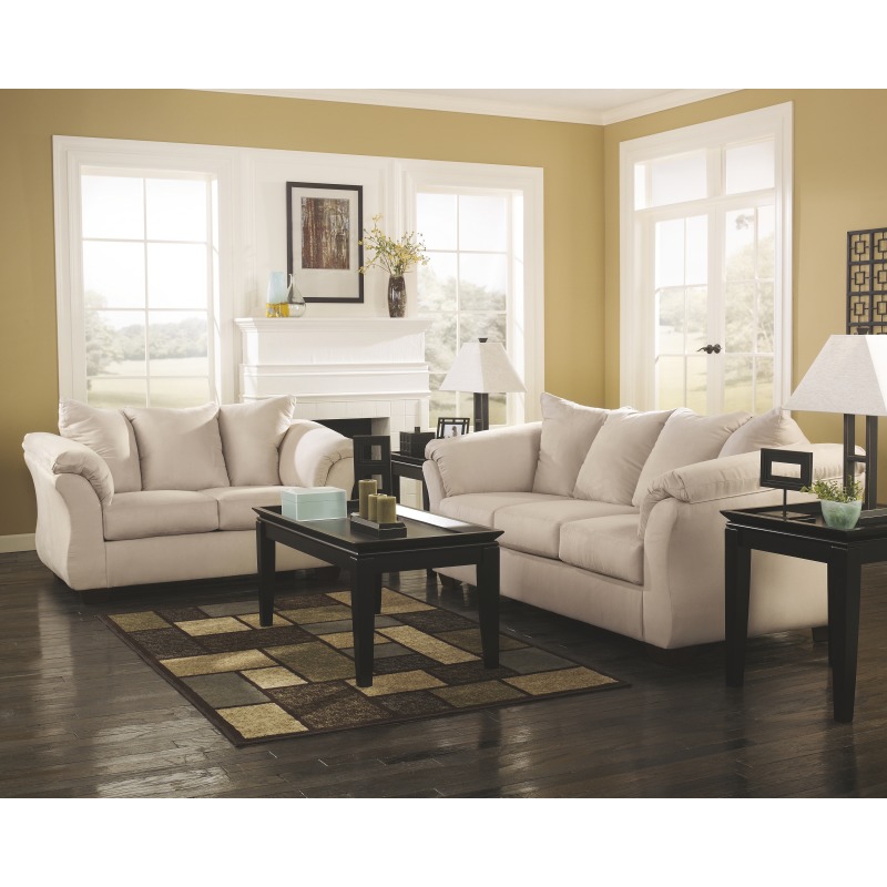Darcy Loveseat