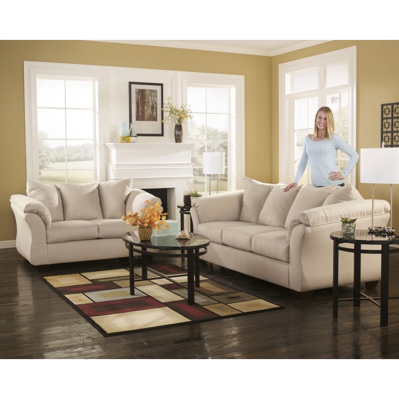 Darcy Loveseat