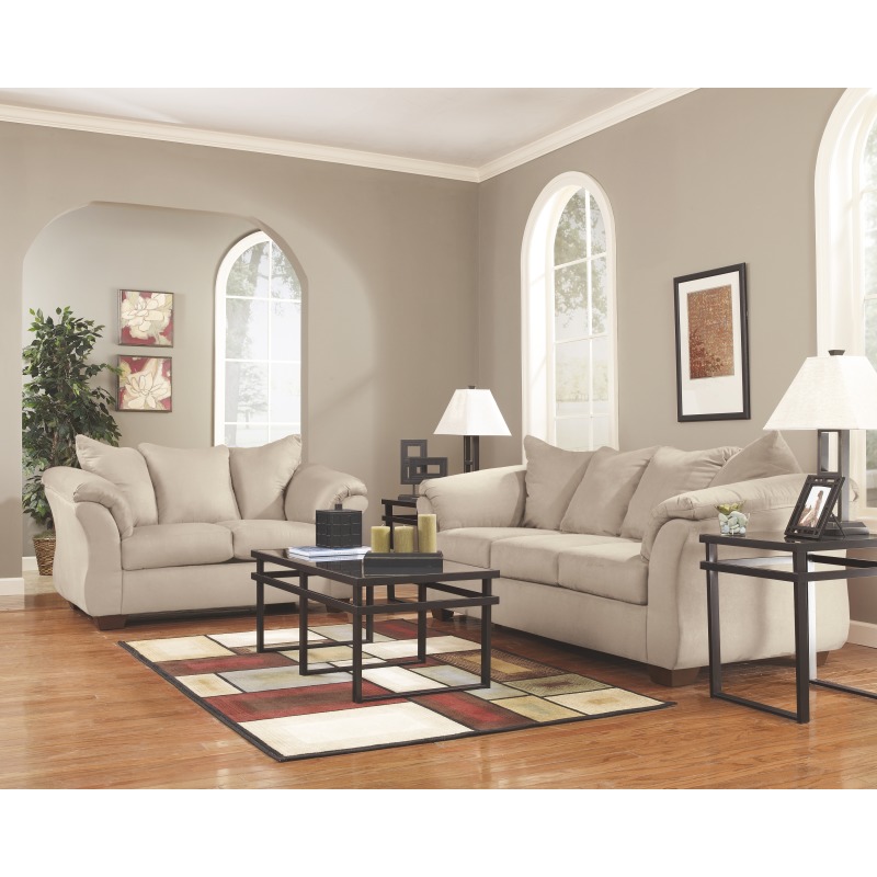 Darcy Loveseat