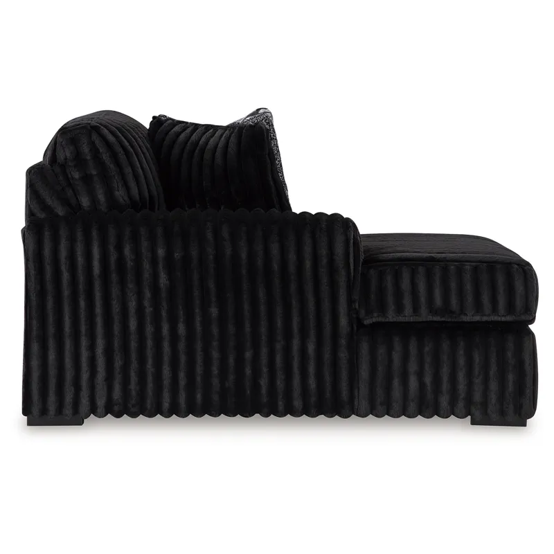 Midnight-Madness 3-Piece Sectional with Chaise