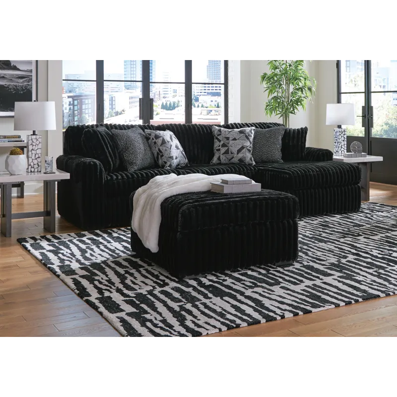 Midnight-Madness 3-Piece Sectional with Chaise