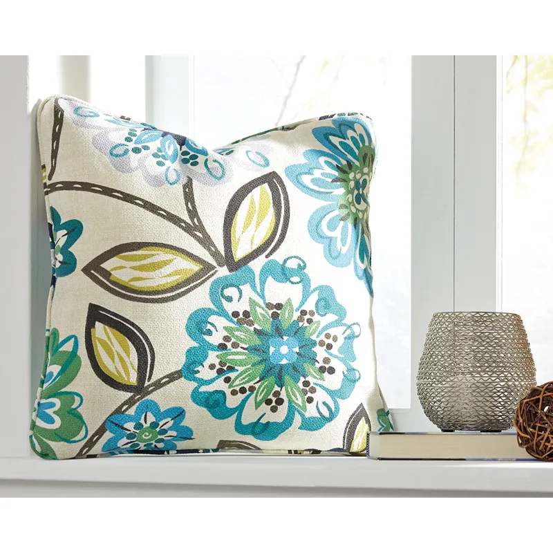 Mireya Pillow