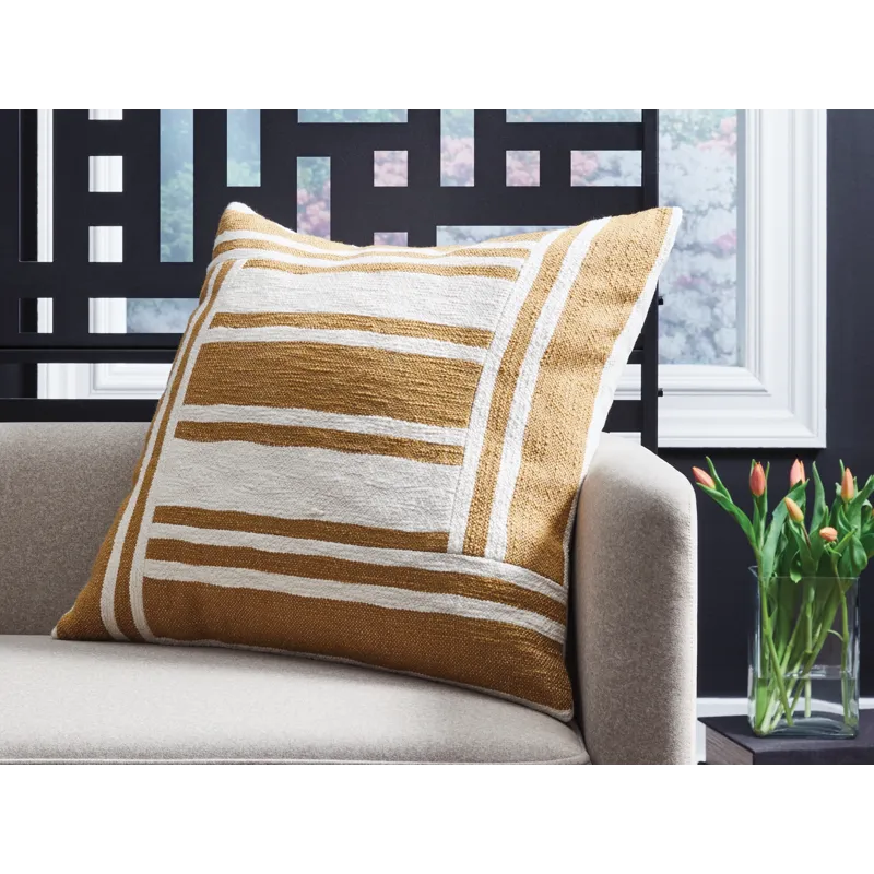 Darrman Pillow (Set of 4)