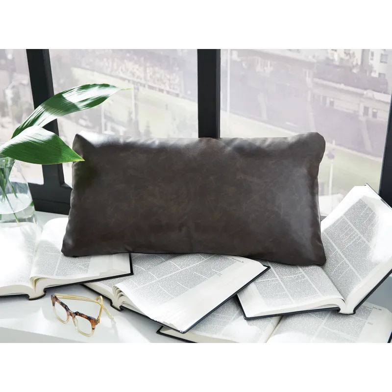 Danvale Pillow (Set of 4)