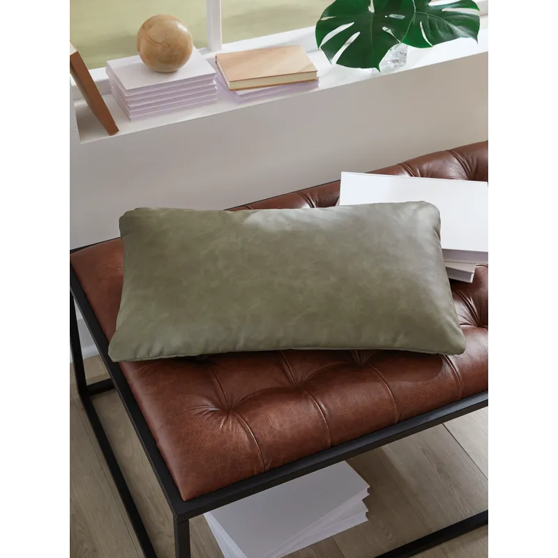 Danvale Pillow (Set of 4)