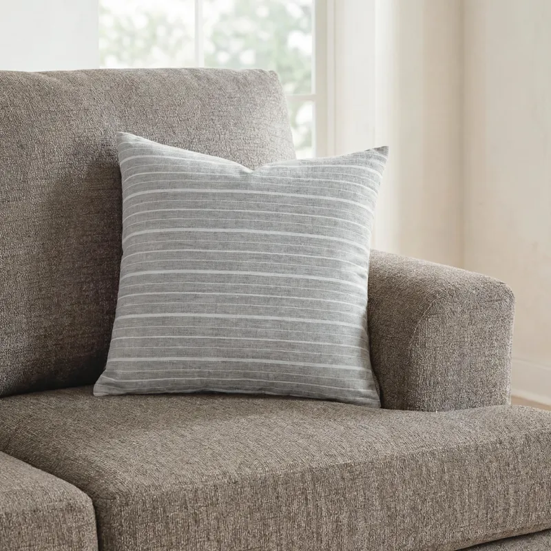 Vernthrone Pillow (Set of 4)