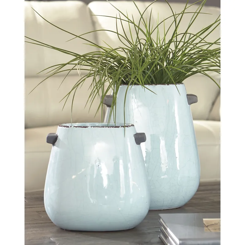 Diah Vase (Set of 2)