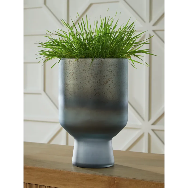 Pennmore Vase