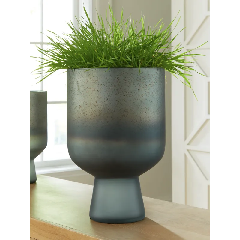 Pennmore Vase