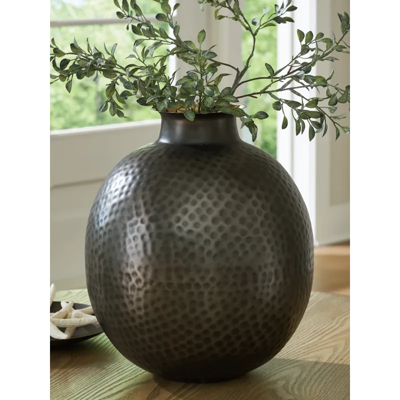 Woody Vase