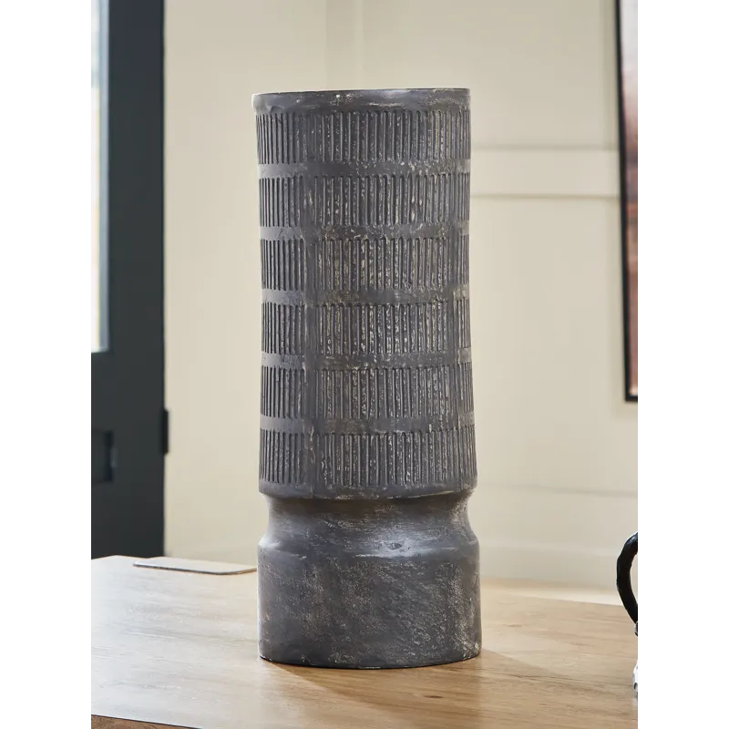 Beninworth Vase