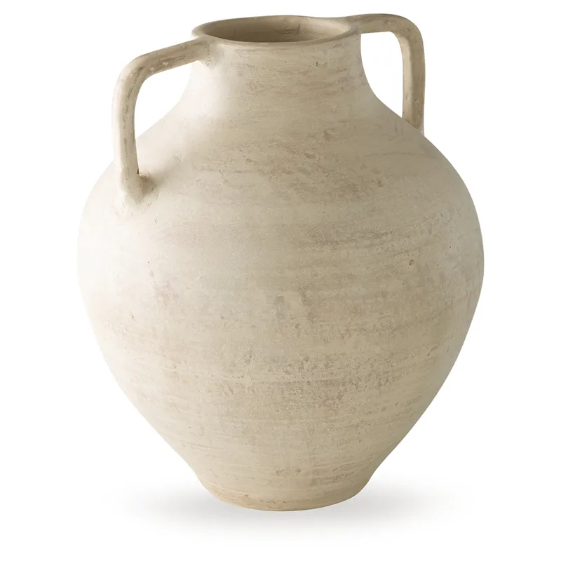 Justy Vase
