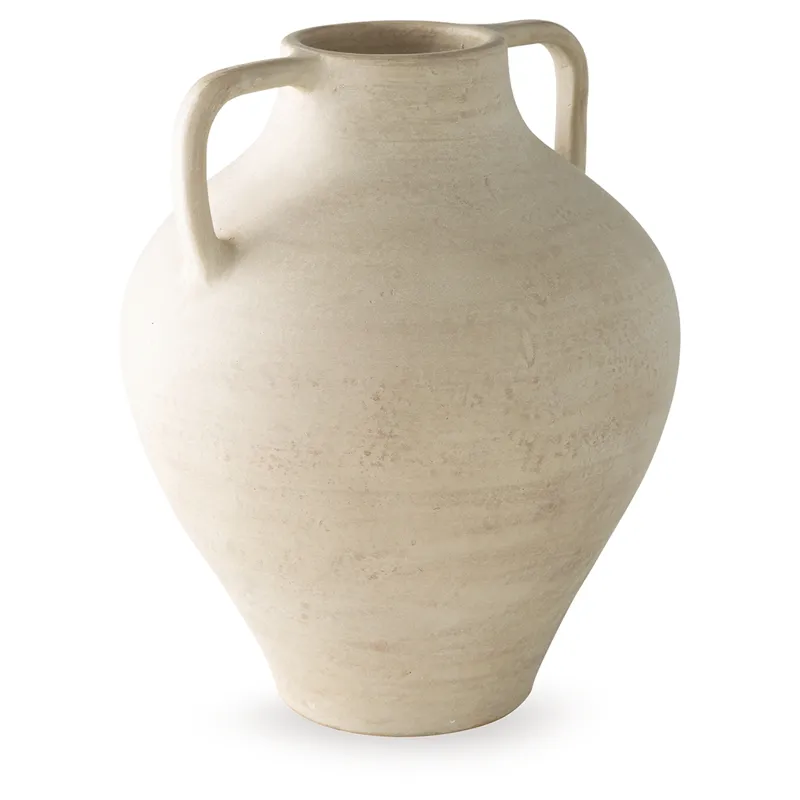 Justy Vase