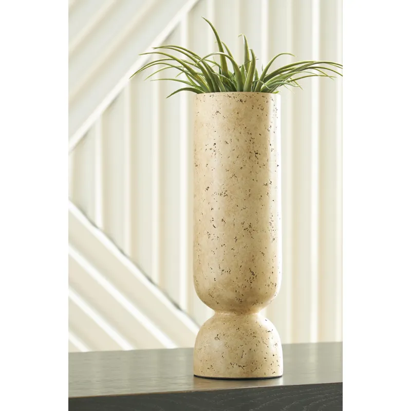 Bryons Vase