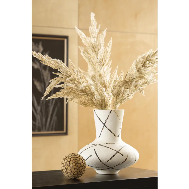 Brockford Vase