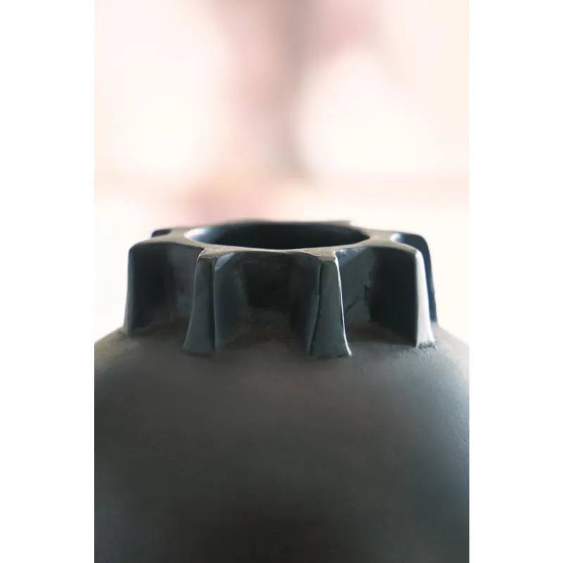 Kaslett Vase