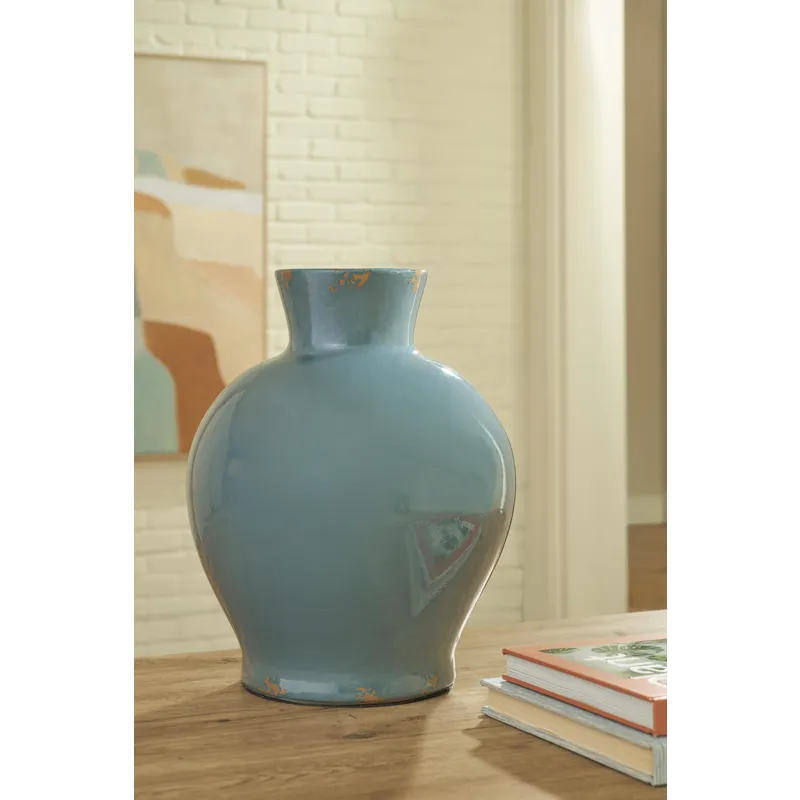 Giliburgh Vase