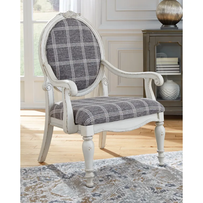 Kornelia Accent Chair