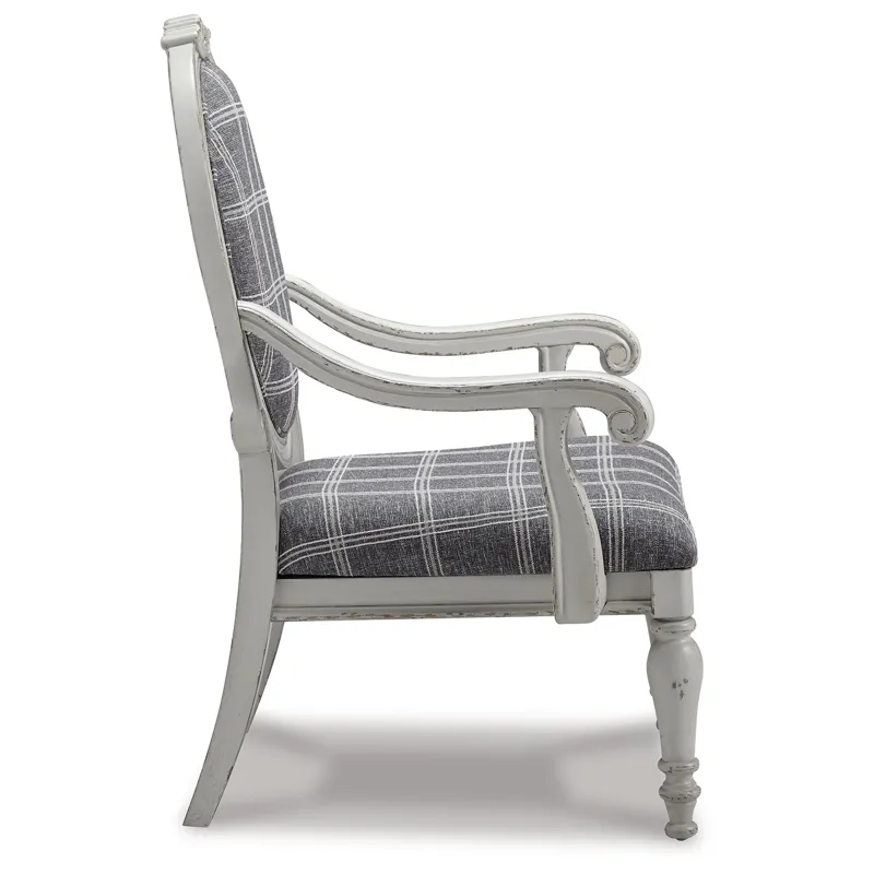 Kornelia Accent Chair