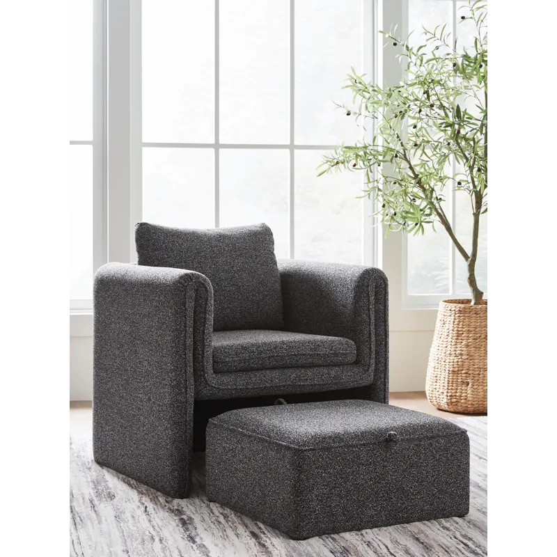 Vreni Accent Chair