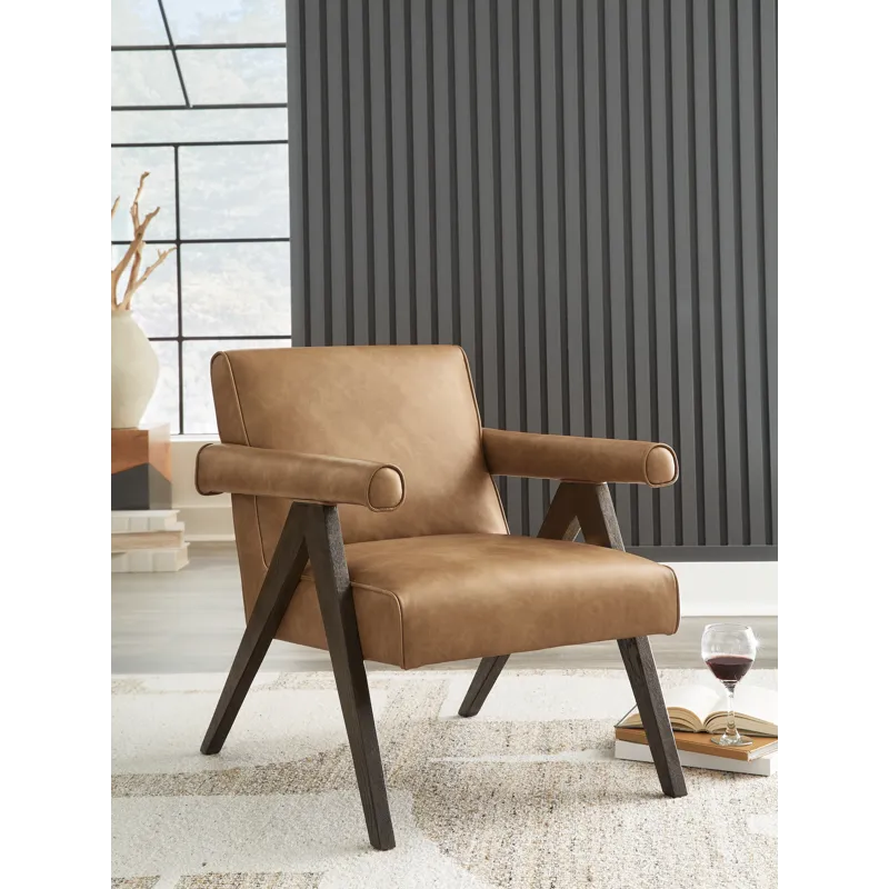 Goda Accent Chair