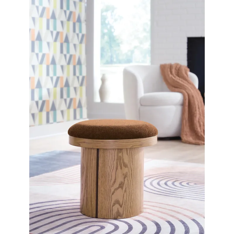 Lewisen Stool