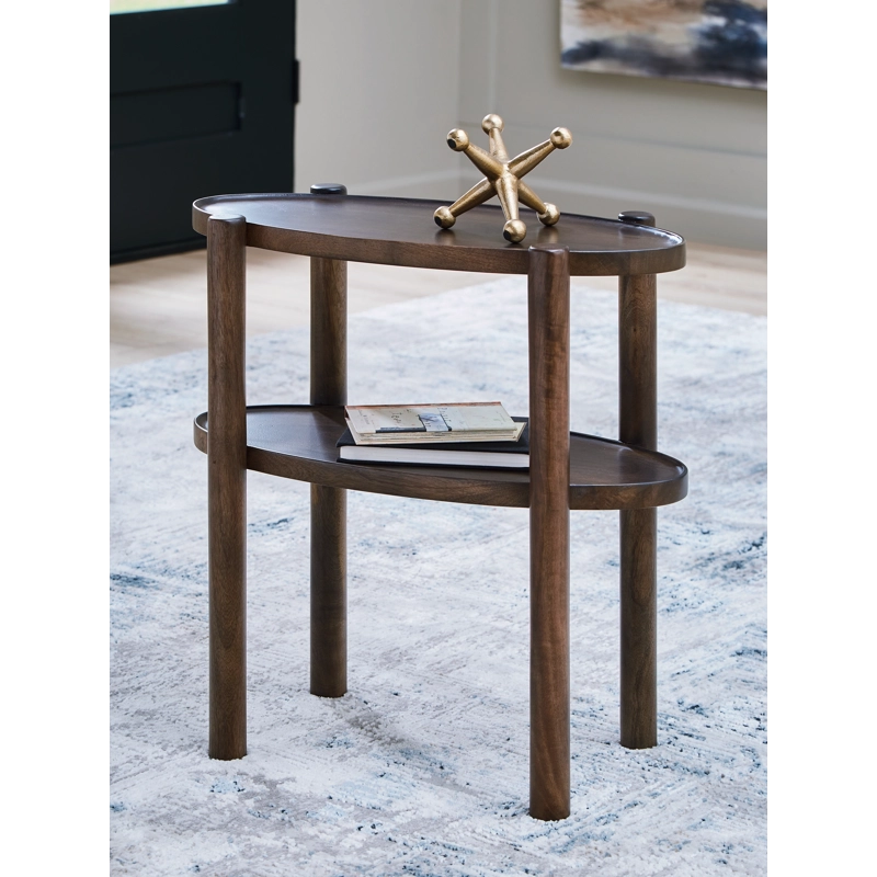 Wiattbury Accent Table