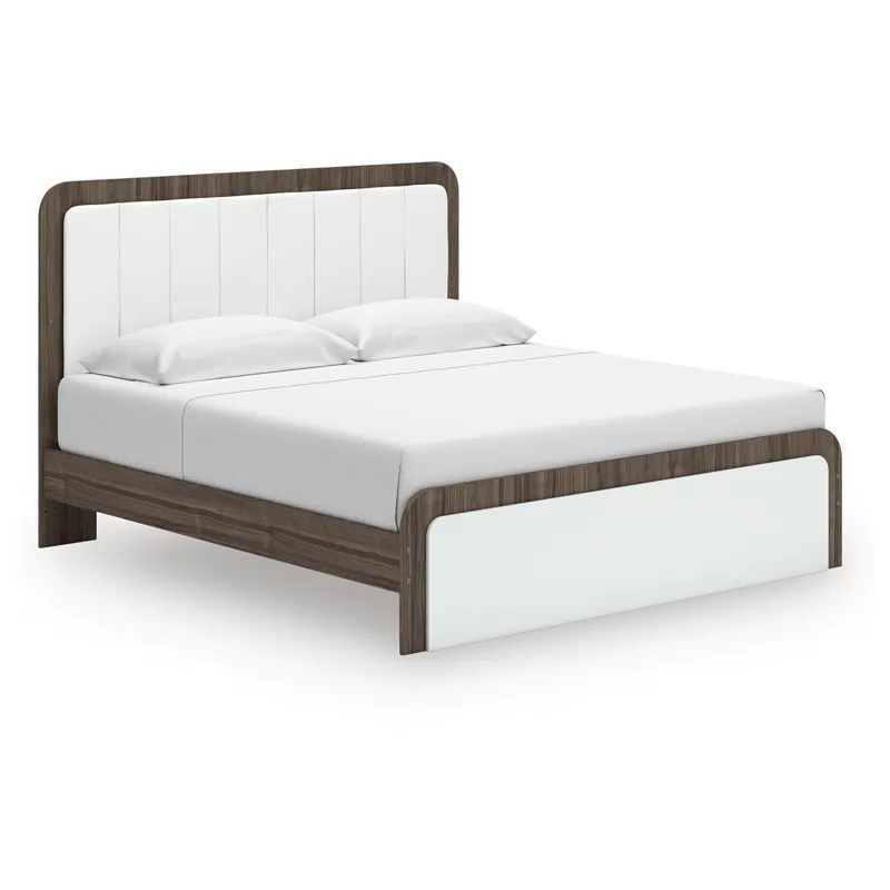 Kendanport King Upholstered Bed