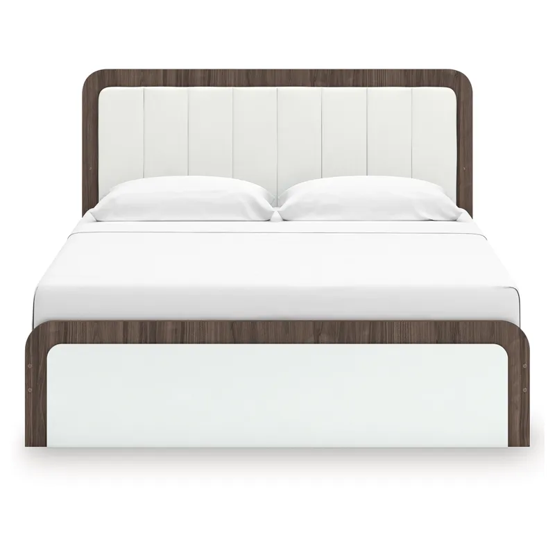 Kendanport King Upholstered Bed