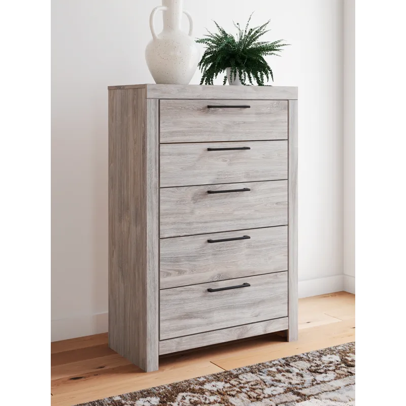 Broachmyn Chest of Drawers
