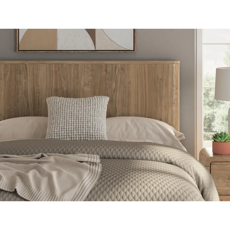 Dovander Queen Panel Platform Bed