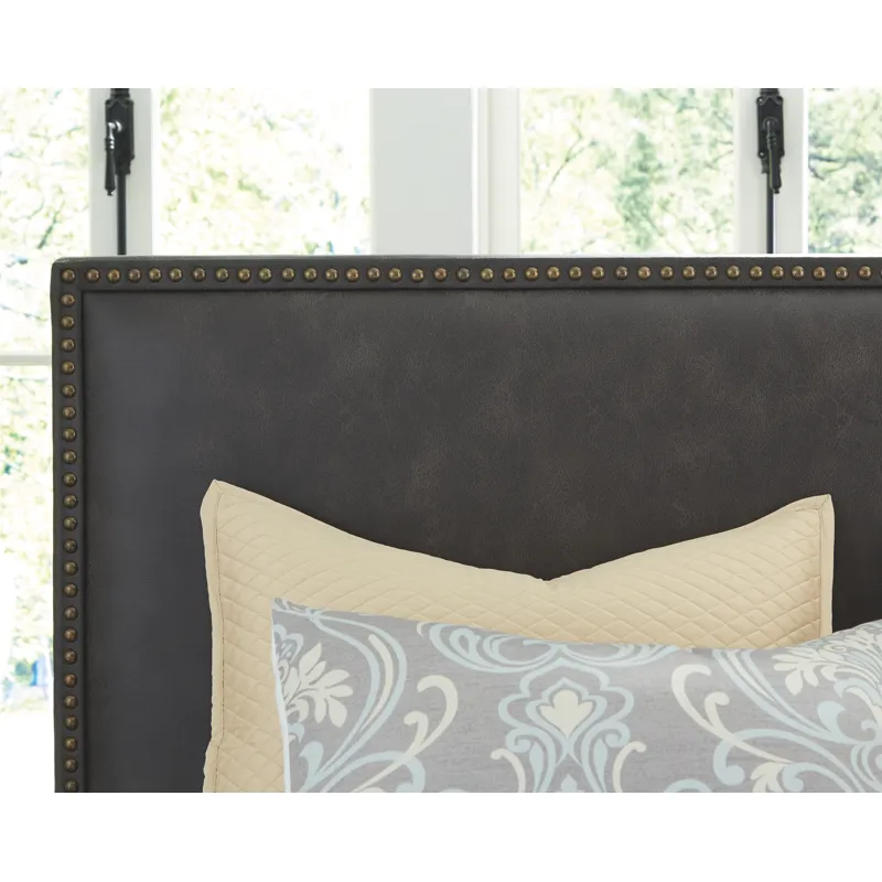 Dolante King Upholstered Bed