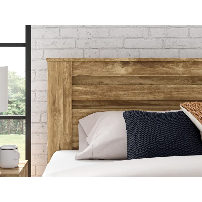 Branstony King Panel Bed
