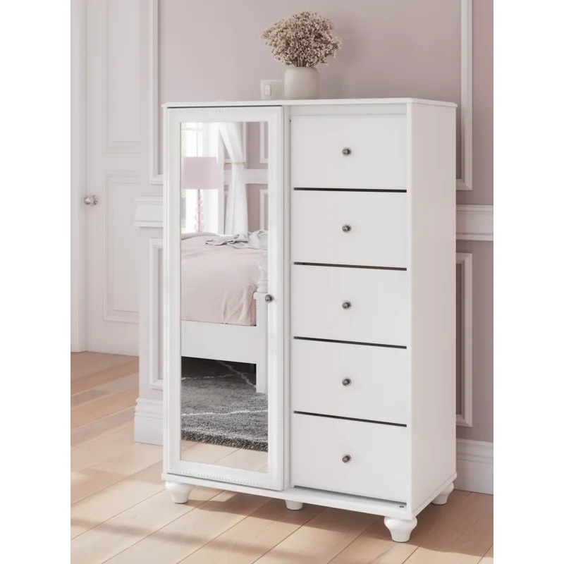 Kozlani Dressing Chest