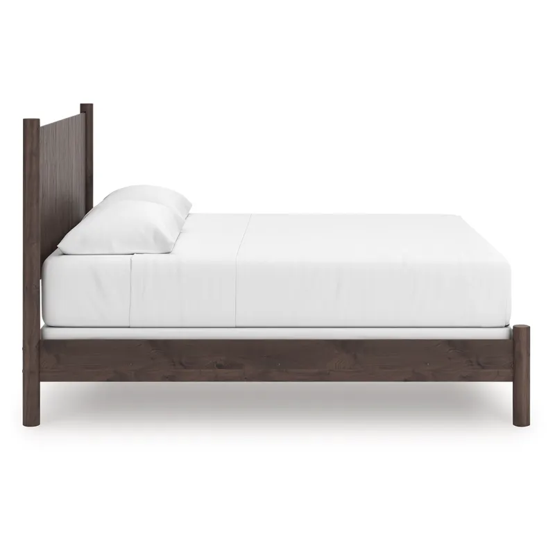 Cadmori King Panel Bed, Dresser, Mirror and Nightstand