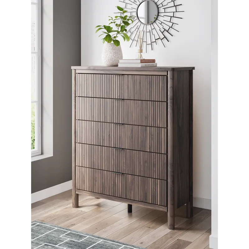 Cadmori Wide Chest of Drawers