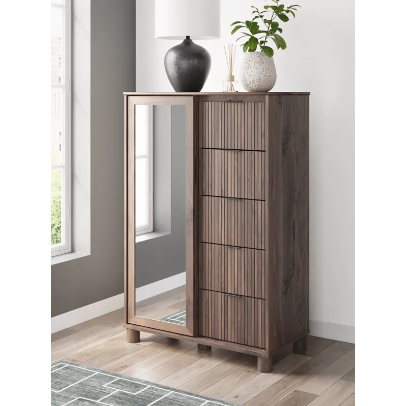 Cadmori Dressing Chest