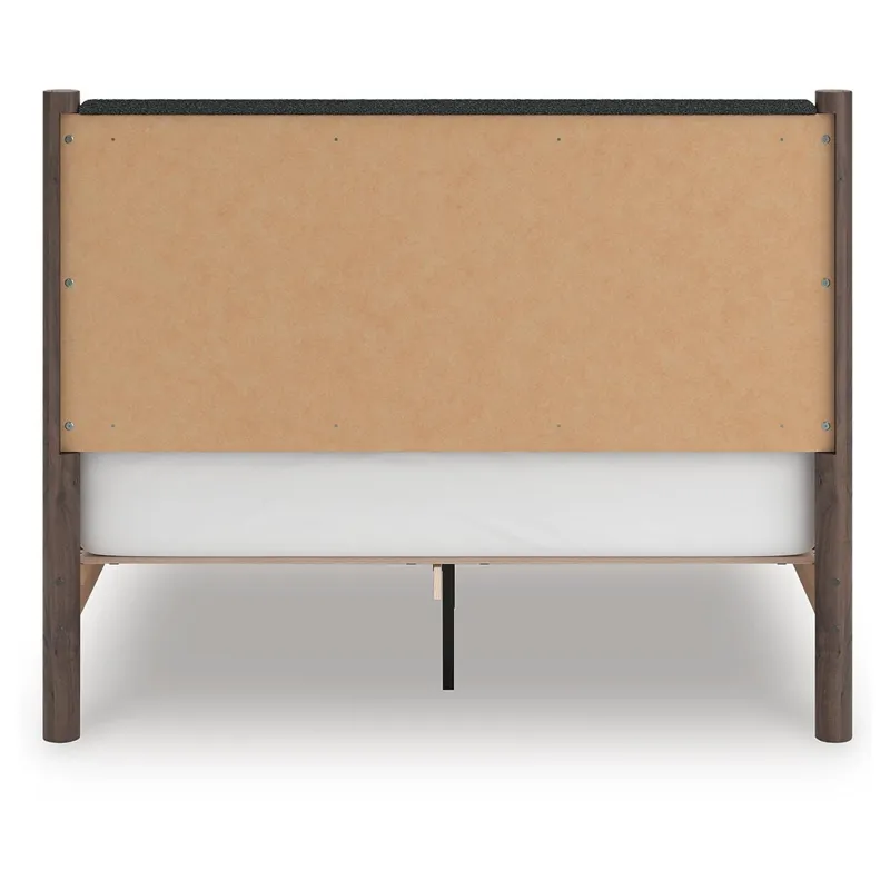 Pamytta Queen Panel Bed, Dresser, Mirror and Nightstand