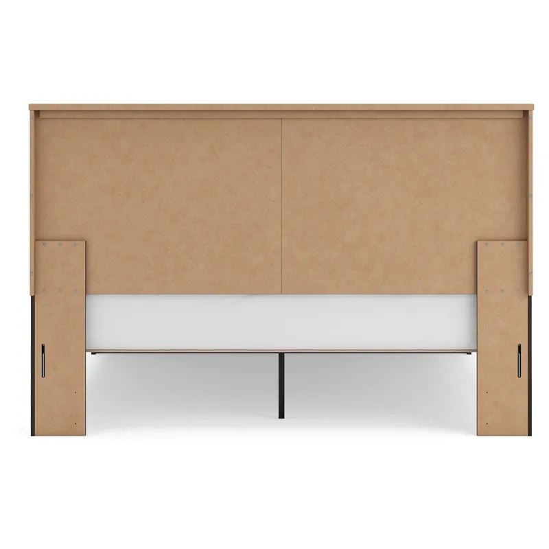Jadiston Panel Platform Bed
