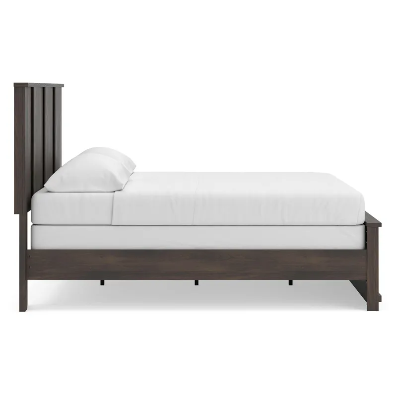 Jadiston Panel Bed