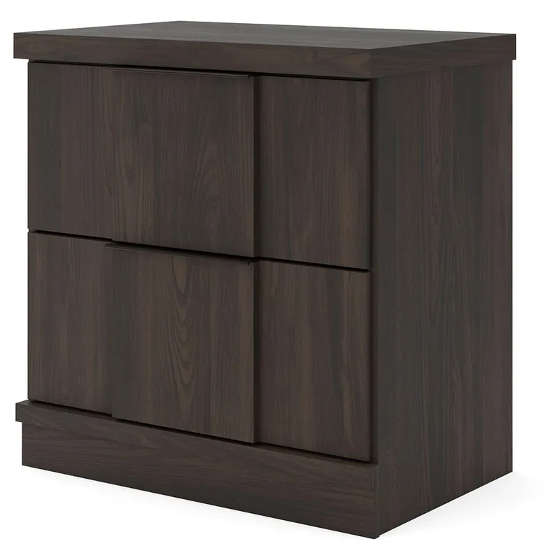 Shaehartin Nightstand