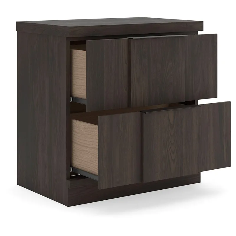 Shaehartin Nightstand